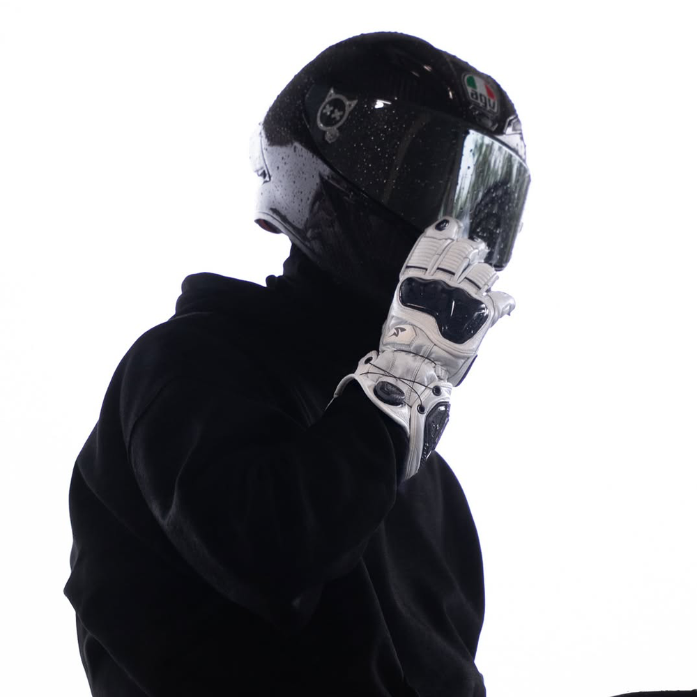 Shark Torsion White Gloves